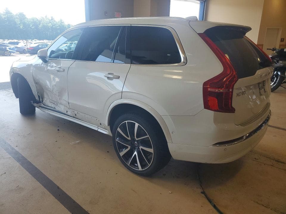 2023 VOLVO XC90 PLUS 2