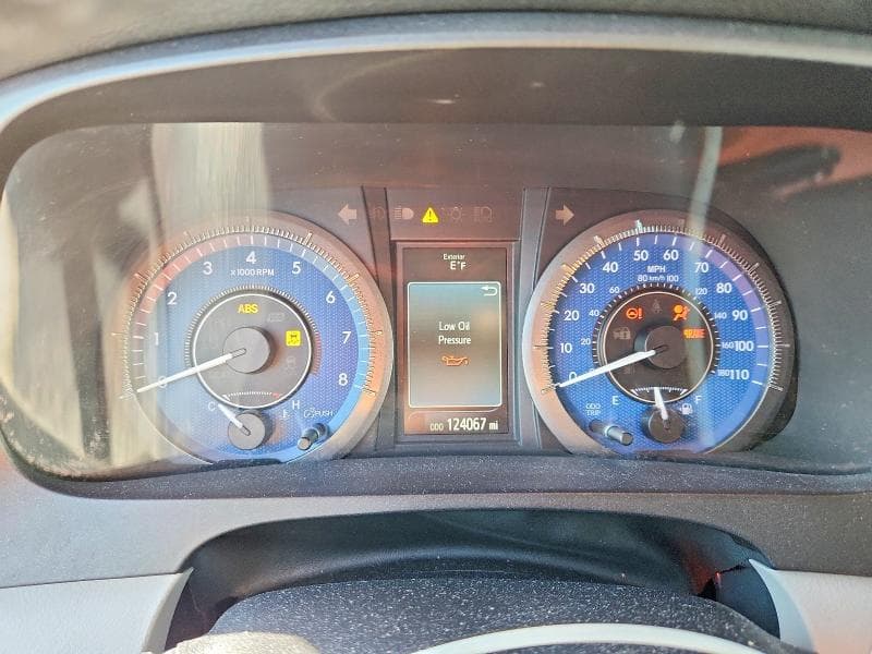 2017 TOYOTA SIENNA XLE 7-PASSENGER 9