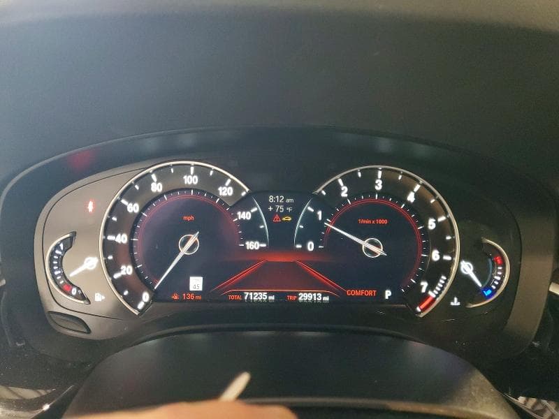2019 BMW 530 XI 9