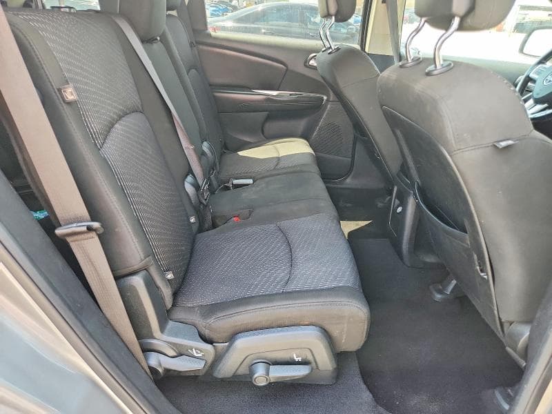 2020 DODGE JOURNEY SE 10