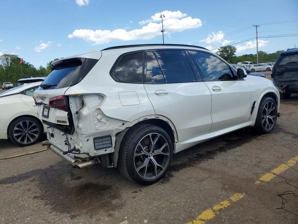 2022 BMW X5 M50I 3