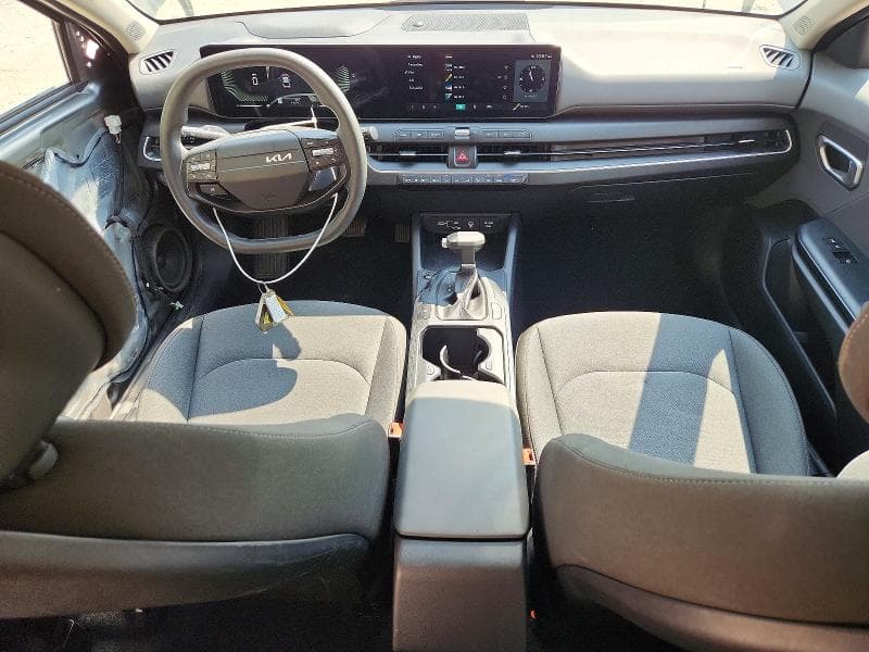 2025 KIA K4 LXS 8