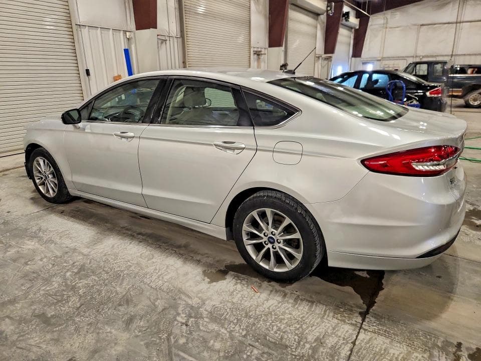 2017 FORD FUSION SE 2