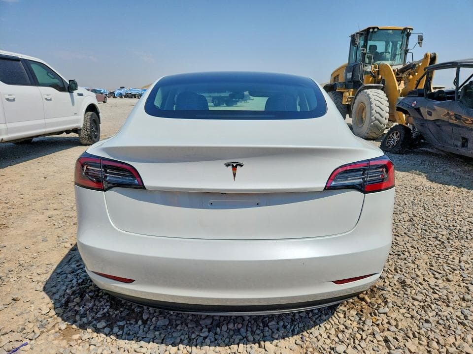 2023 TESLA MODEL 3 6