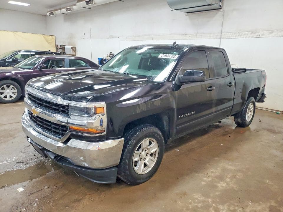 2017 CHEVROLET SILVERADO K1500 LT - 1