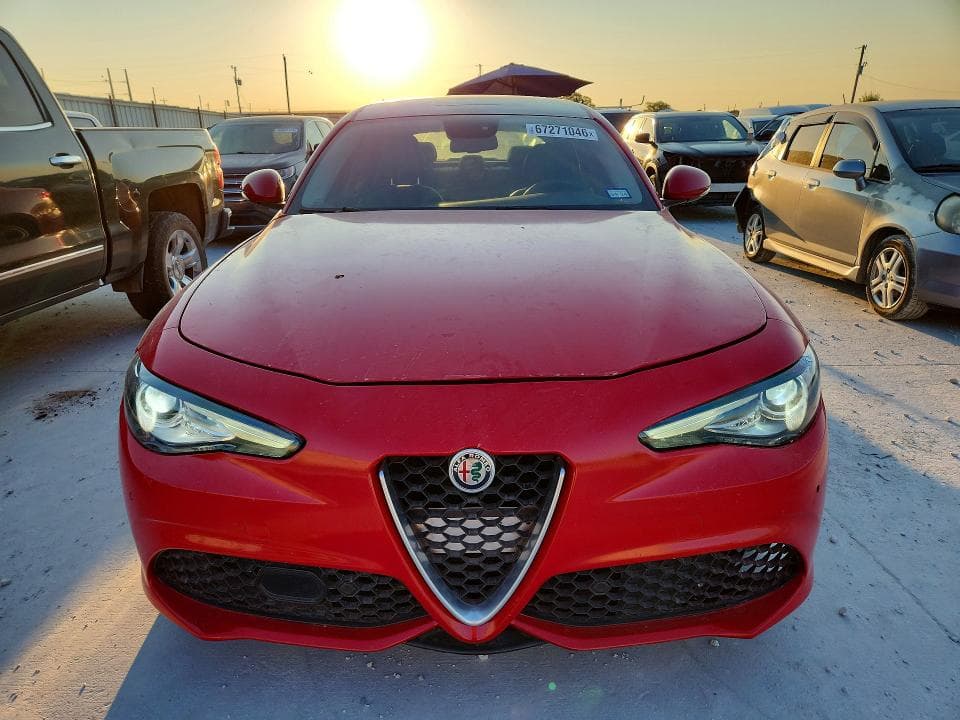 2017 ALFA ROMEO GIULIA Q4 5