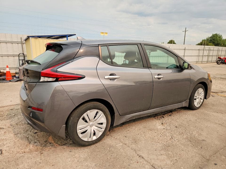 2025 NISSAN LEAF S 3