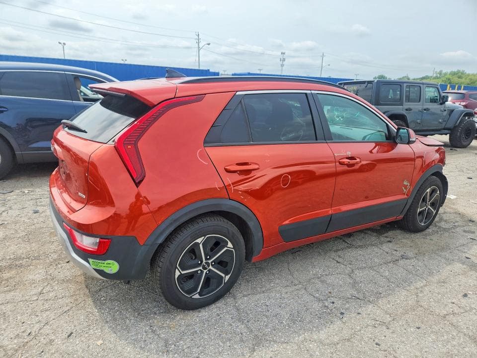 2023 KIA NIRO EX 3