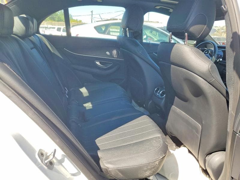 2019 MERCEDES-BENZ E 300 4MAT 10