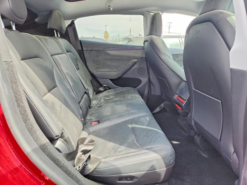 2026 TESLA MODEL Y 11