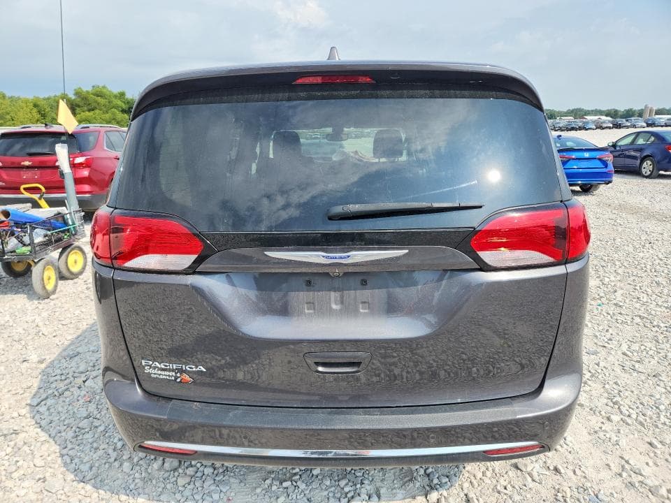 2019 CHRYSLER PACIFICA TOURING L 6