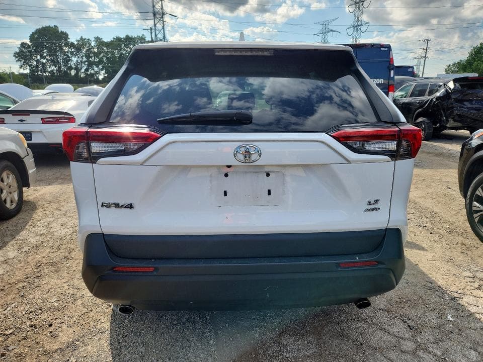 2021 TOYOTA RAV4 LE 6