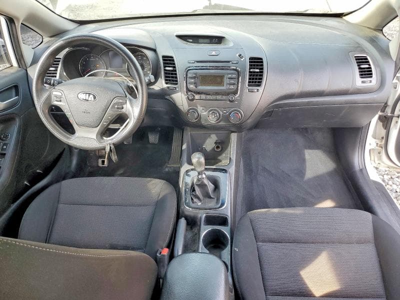 2017 KIA FORTE LX 8