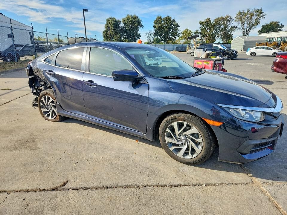 2017 HONDA CIVIC EX 4