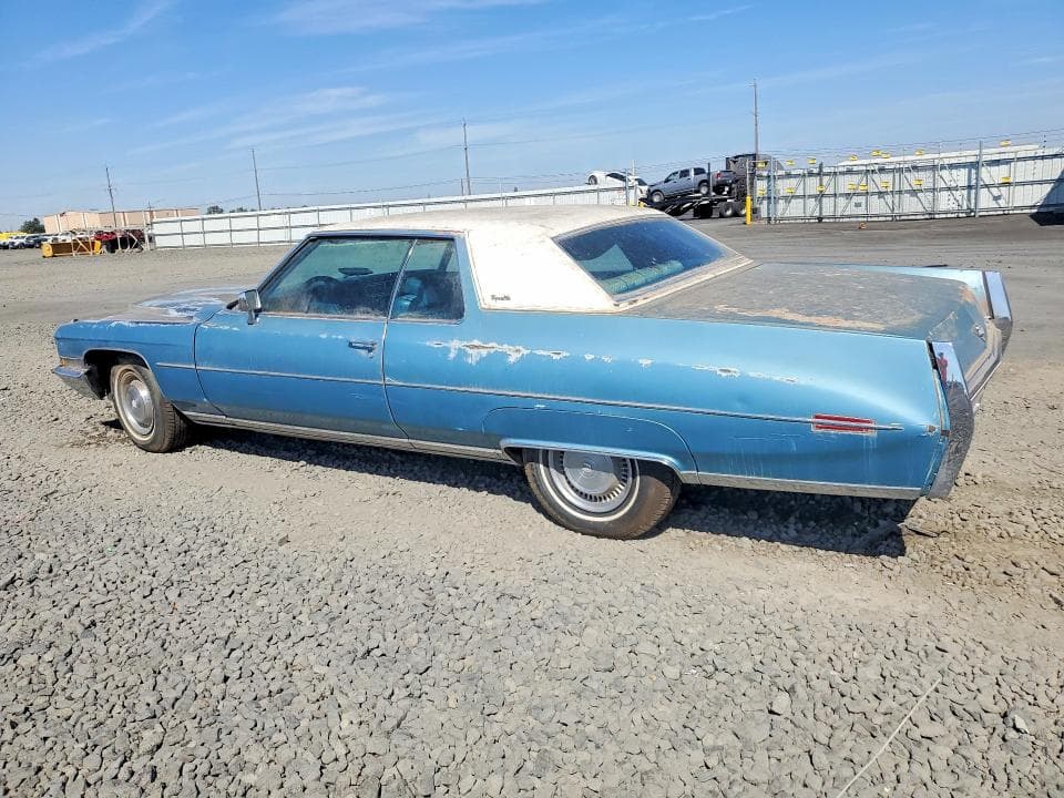 1972 CADILLAC DEVILLE 2
