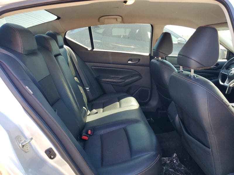 2020 NISSAN ALTIMA SR 10
