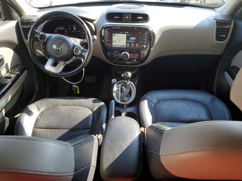 2017 KIA SOUL + 8