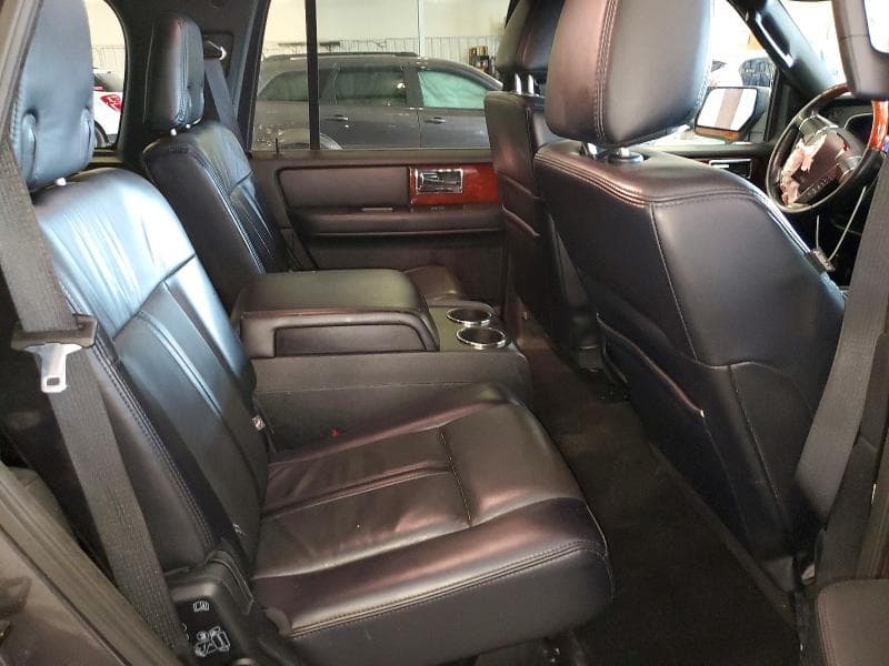 2017 LINCOLN NAVIGATOR SELECT 11