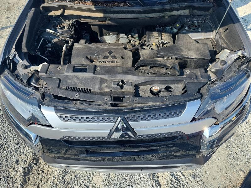 2019 MITSUBISHI OUTLANDER SE 12