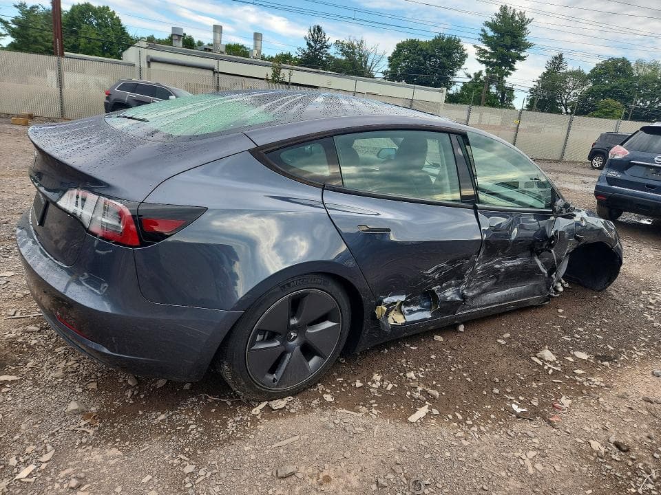2023 TESLA MODEL 3 3