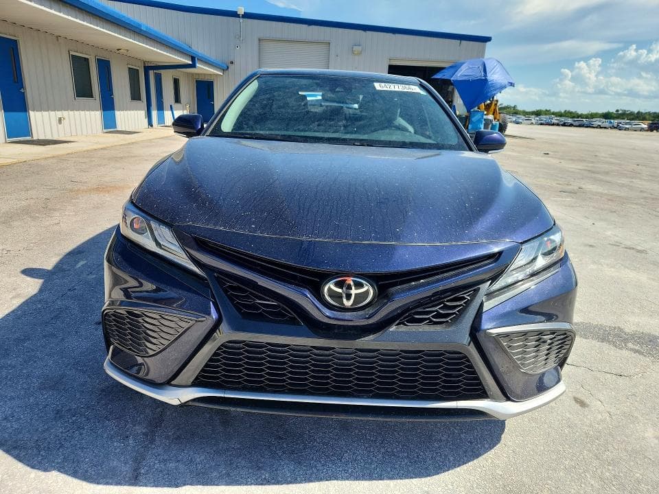 2021 TOYOTA CAMRY XSE 5