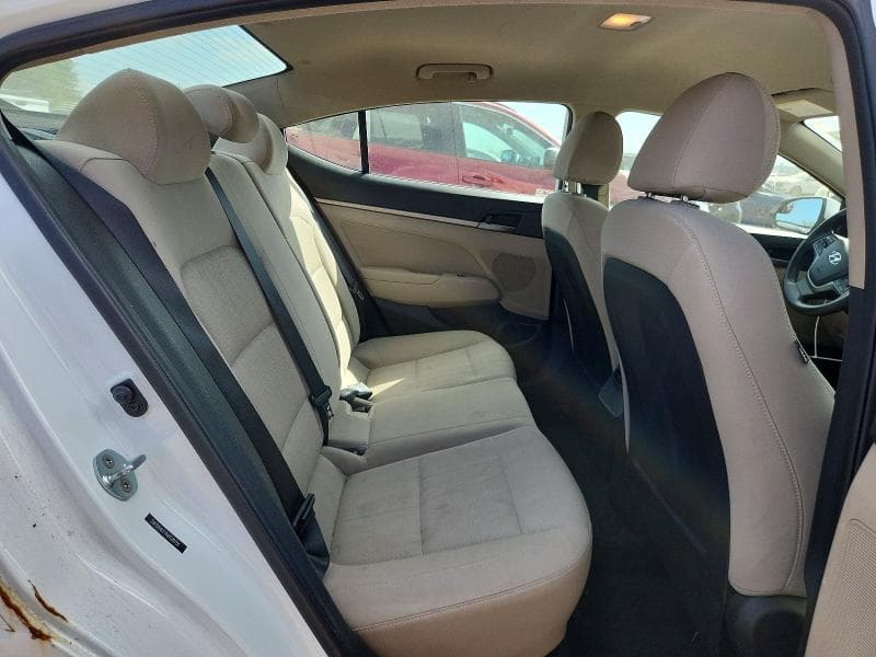2017 HYUNDAI ELANTRA SE 10