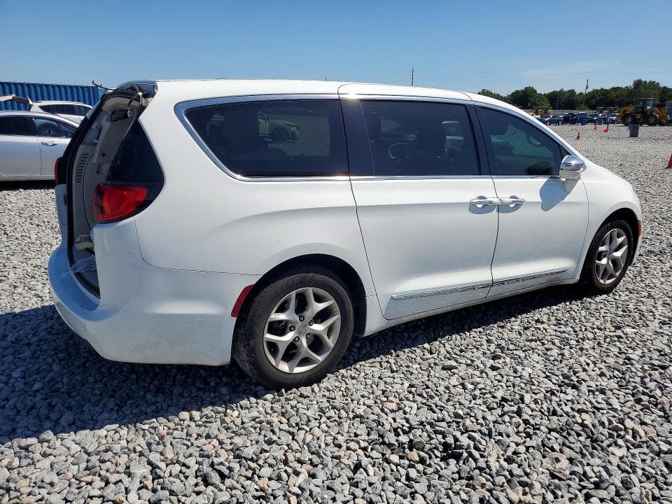 2019 CHRYSLER PACIFICA LIMITED 3