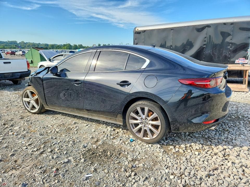 2019 MAZDA 3 PREMIUM 2