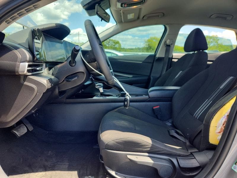 2023 HYUNDAI ELANTRA SEL 7