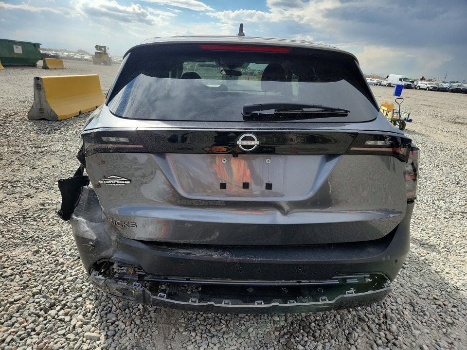 2025 NISSAN KICKS SV 6