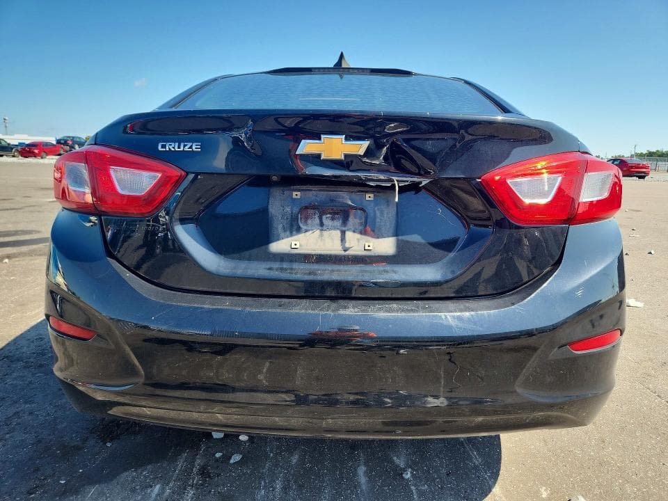 2018 CHEVROLET CRUZE LS 6