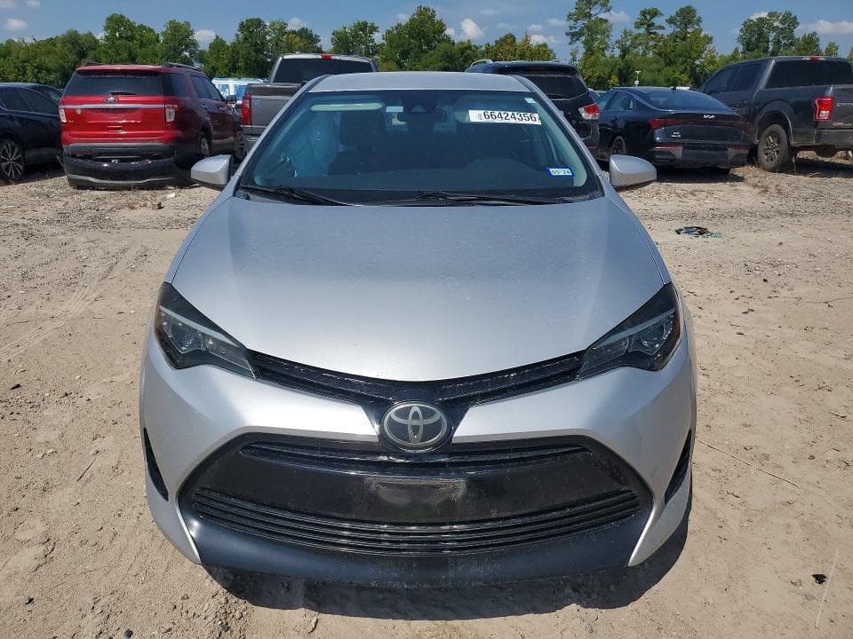 2017 TOYOTA COROLLA LE 5