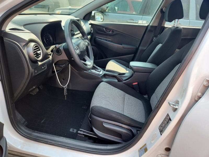 2021 HYUNDAI KONA SE 7