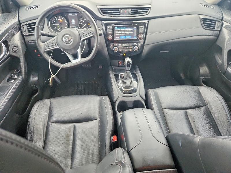 2017 NISSAN ROGUE SL 8