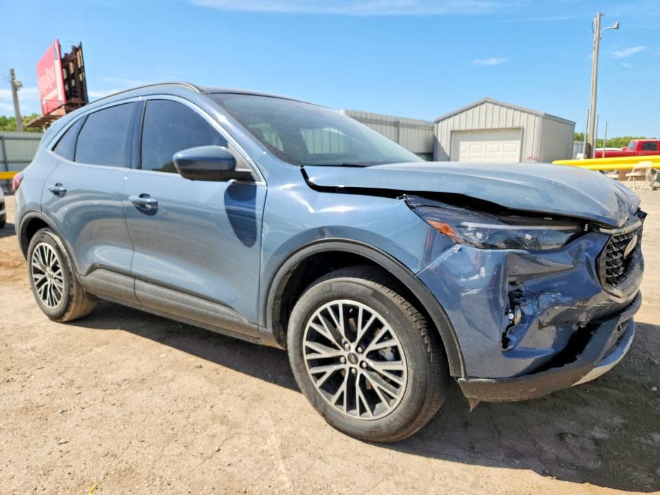 2025 FORD ESCAPE 4