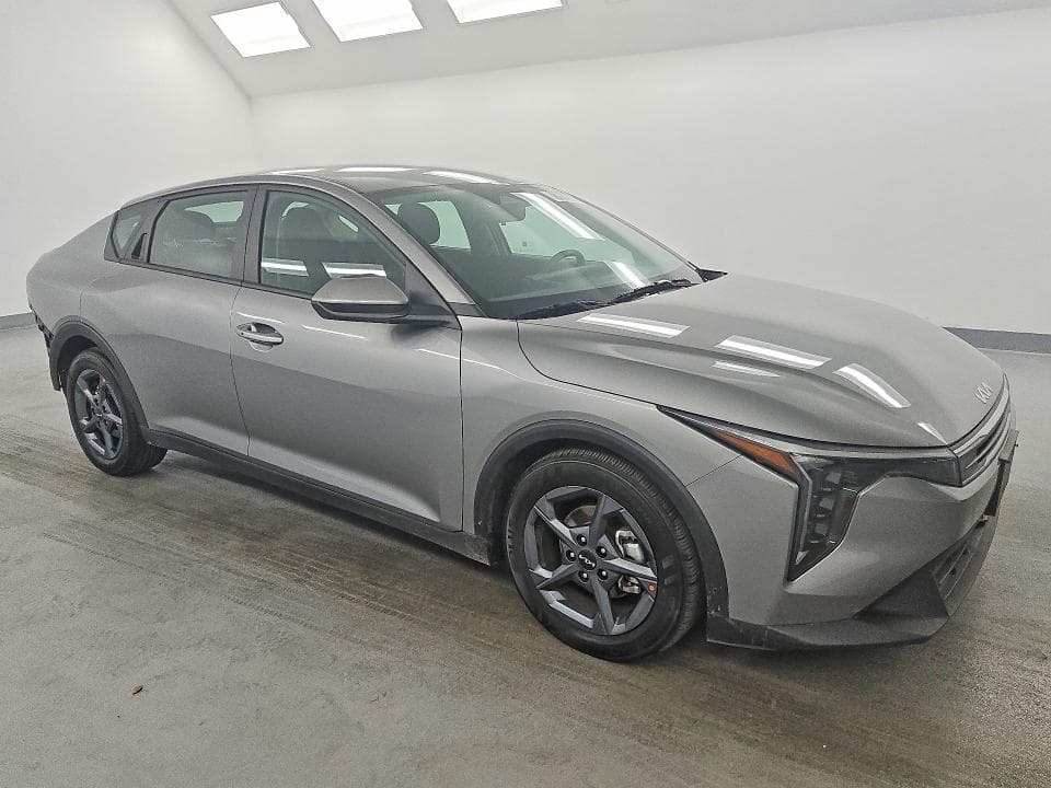 2026 KIA K4 LXS 4