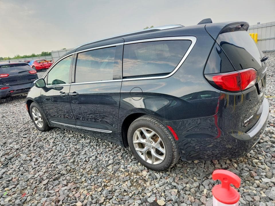 2018 CHRYSLER PACIFICA LIMITED 2