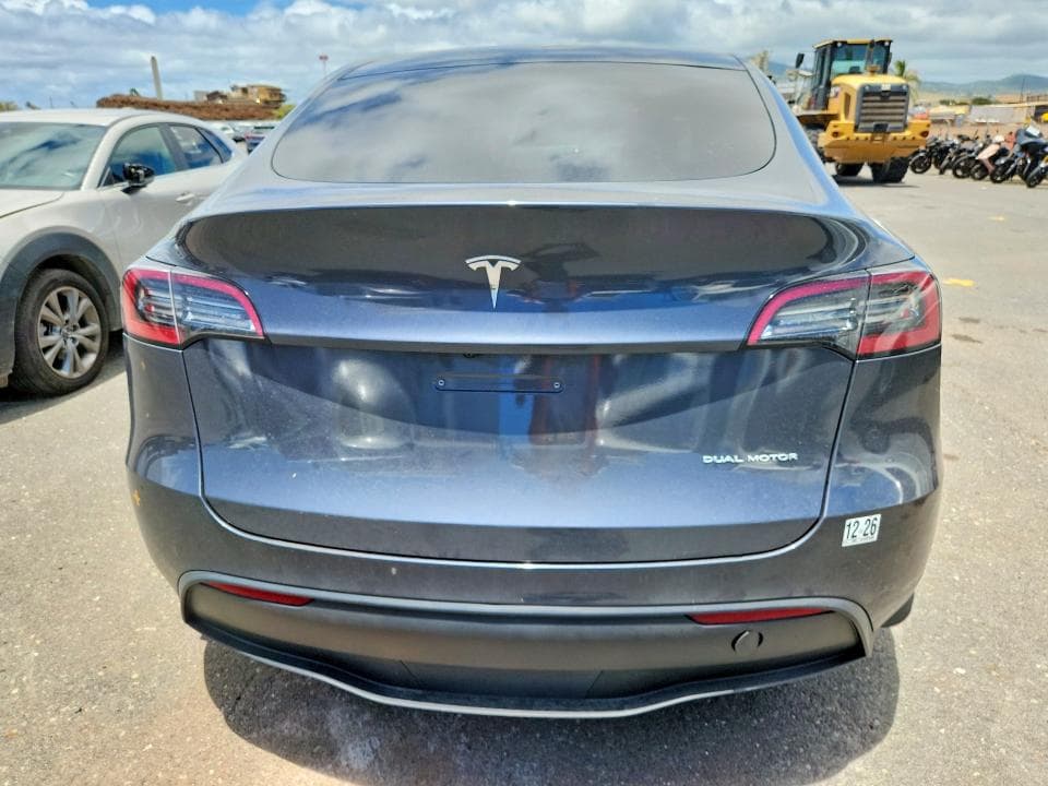 2023 TESLA MODEL Y 6