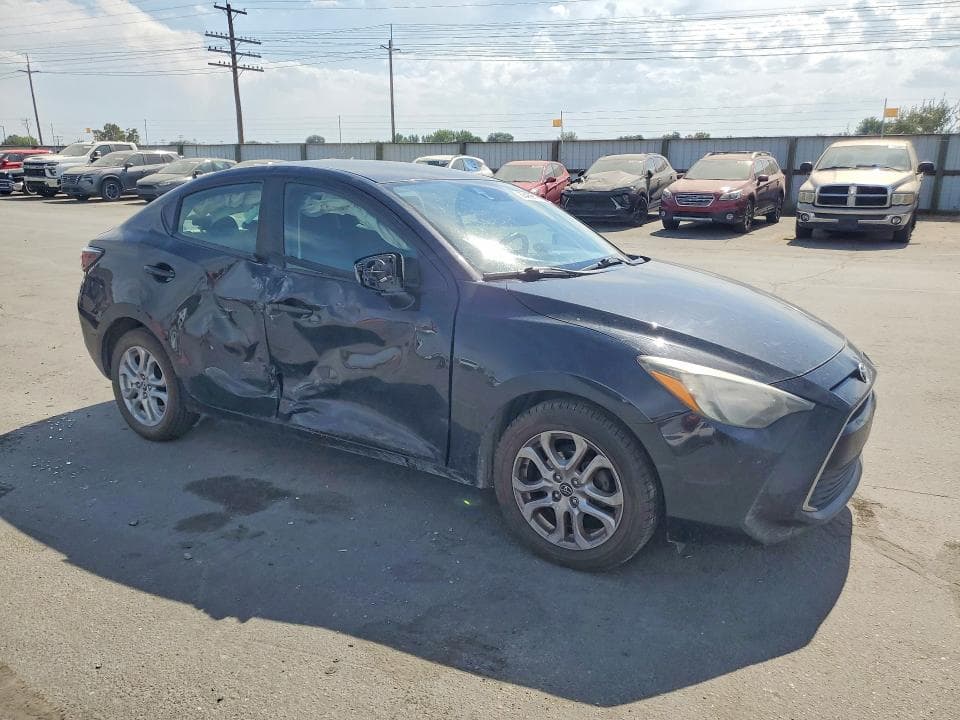 2017 TOYOTA YARIS IA BASE 4
