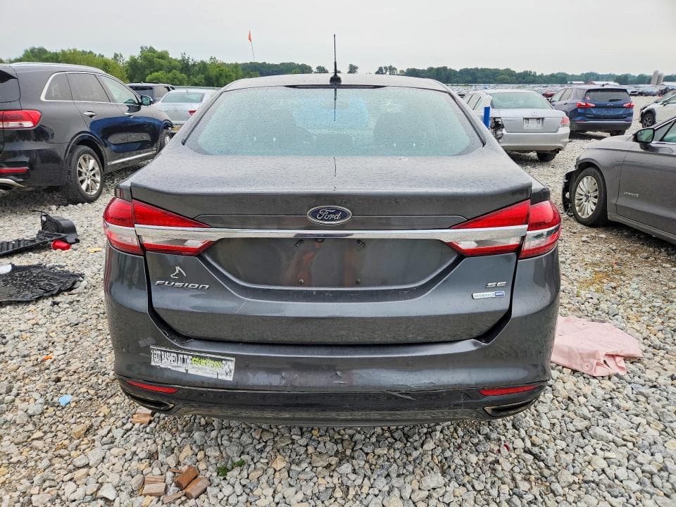 2017 FORD FUSION SE 6