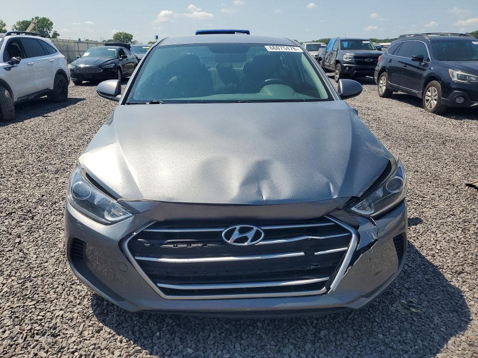 2018 HYUNDAI ELANTRA SE 5