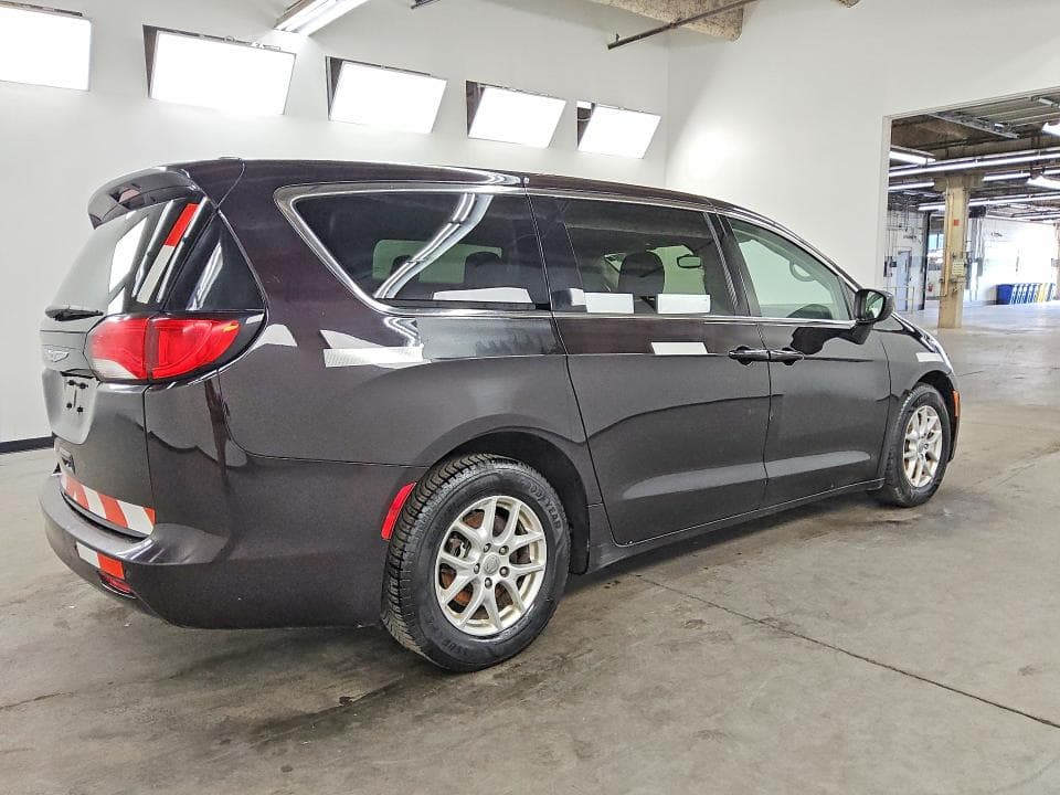 2017 CHRYSLER PACIFICA TOURING 3