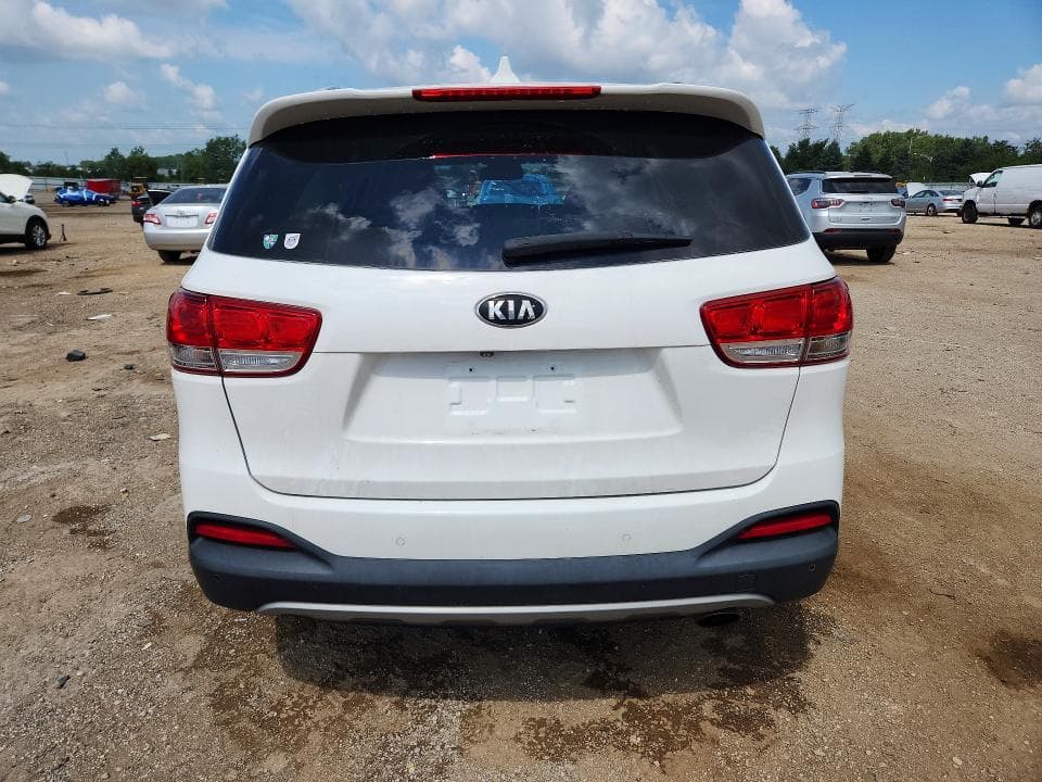 2017 KIA SORENTO EX 6