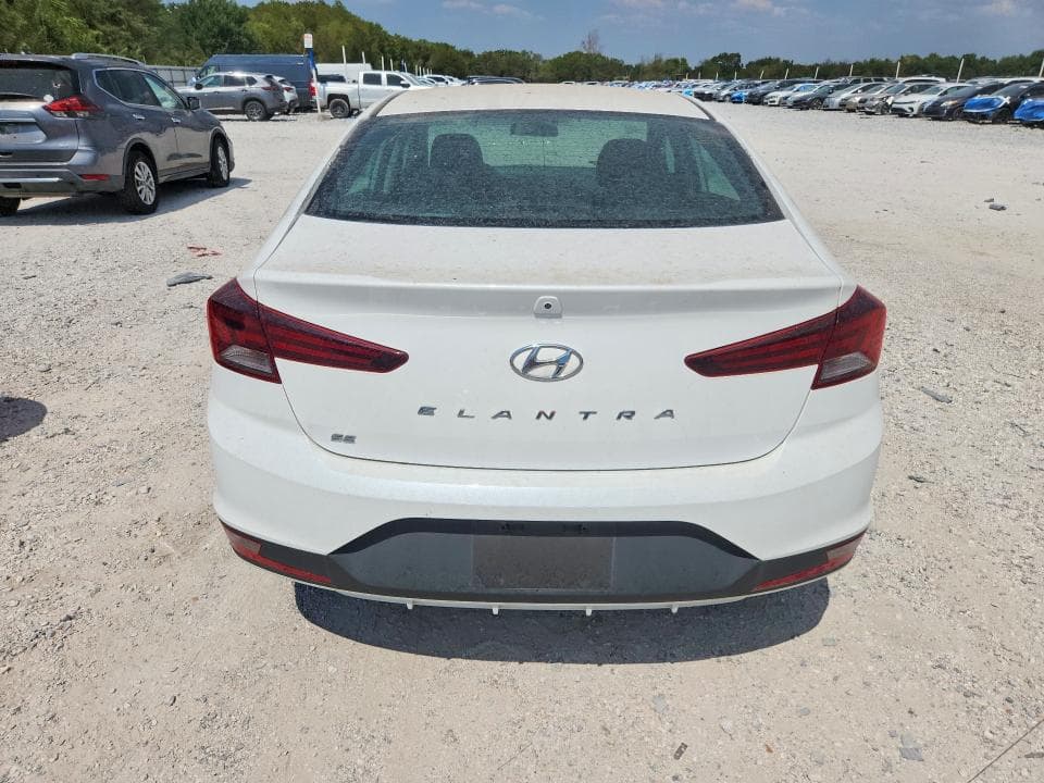 2019 HYUNDAI ELANTRA SE 6