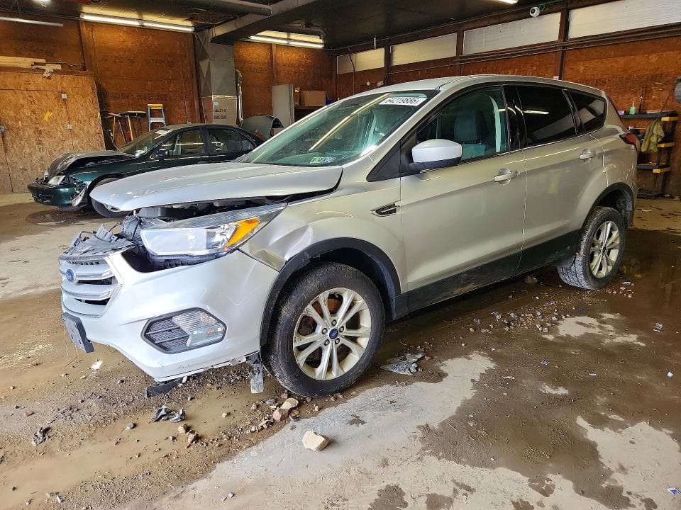 2017 FORD ESCAPE SE - 1
