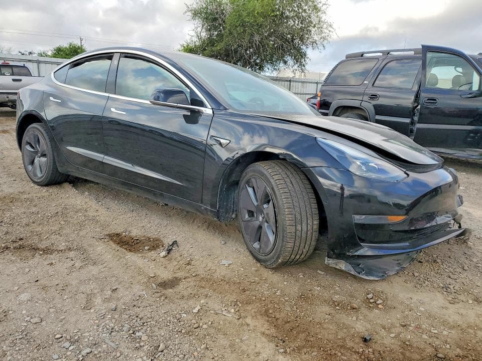 2019 TESLA MODEL 3 4