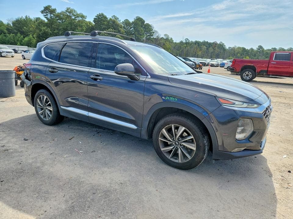 2020 HYUNDAI SANTA FE SEL 4