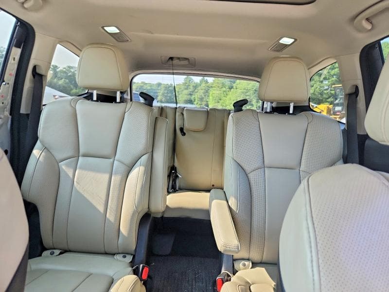 2020 SUBARU ASCENT LIMITED 10