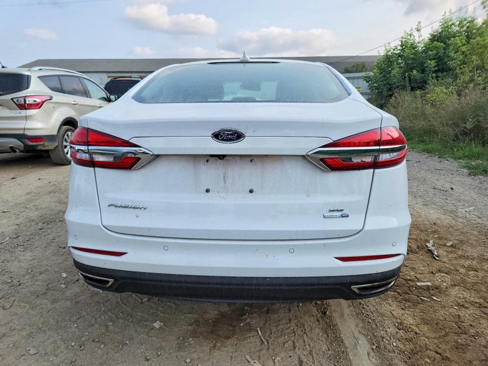 2020 FORD FUSION SE 6