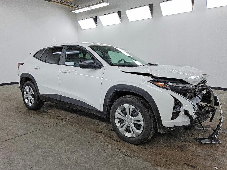 2026 CHEVROLET TRAX LS 4